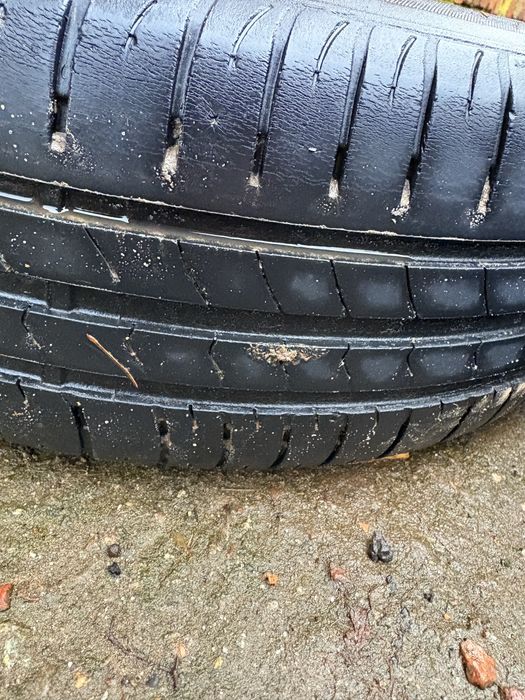 Felgi stalowe 4x100 rozmiar 15 z oponami