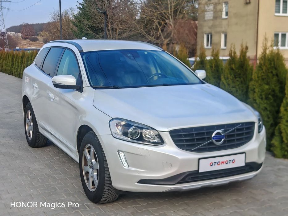 Volvo XC 60 2.4 190 km Ocean Race AWD  Serwis Aso!