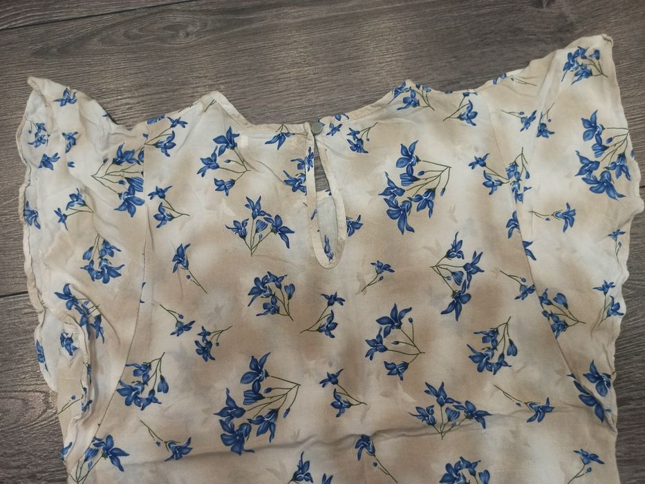 Bluzka damska w kwiaty
