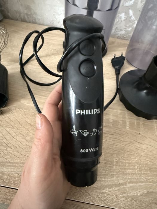 Блендер Philips 600 watt