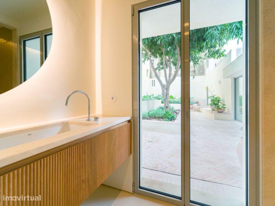 Apartamento T4 na Rua do Telhal
