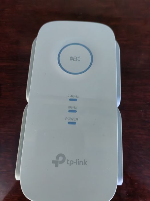 Підсилювач Wi-Fi сигналу TP-Link RE650.