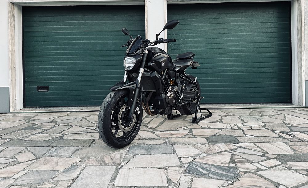 Yamaha MT-07 SP Ohlins / Akrapovič