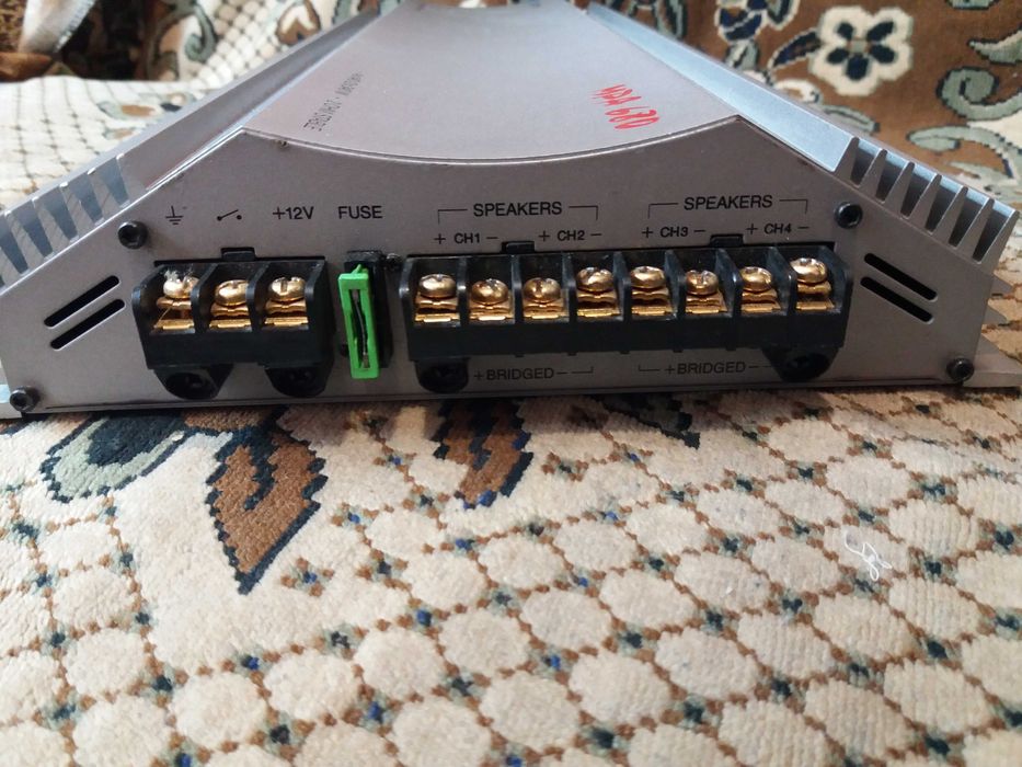 4х канальний BLAUPUNKT  MPA 680