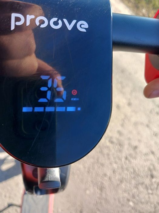 Електросамокат Proove Model Urban App 450W