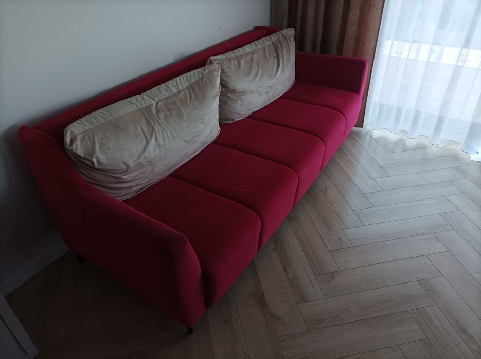 Kanapa z funkcją spania i pojemnikiem na pościel