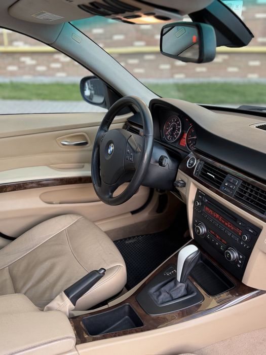 BMW 3 e90 Rest 3.0 2010