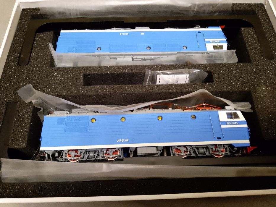 Электровоз ВЛ80 как Piko но 1:87 в упаковке.: 32 000 грн