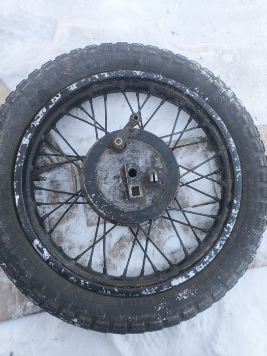 Продам колесо заднє Ява r16