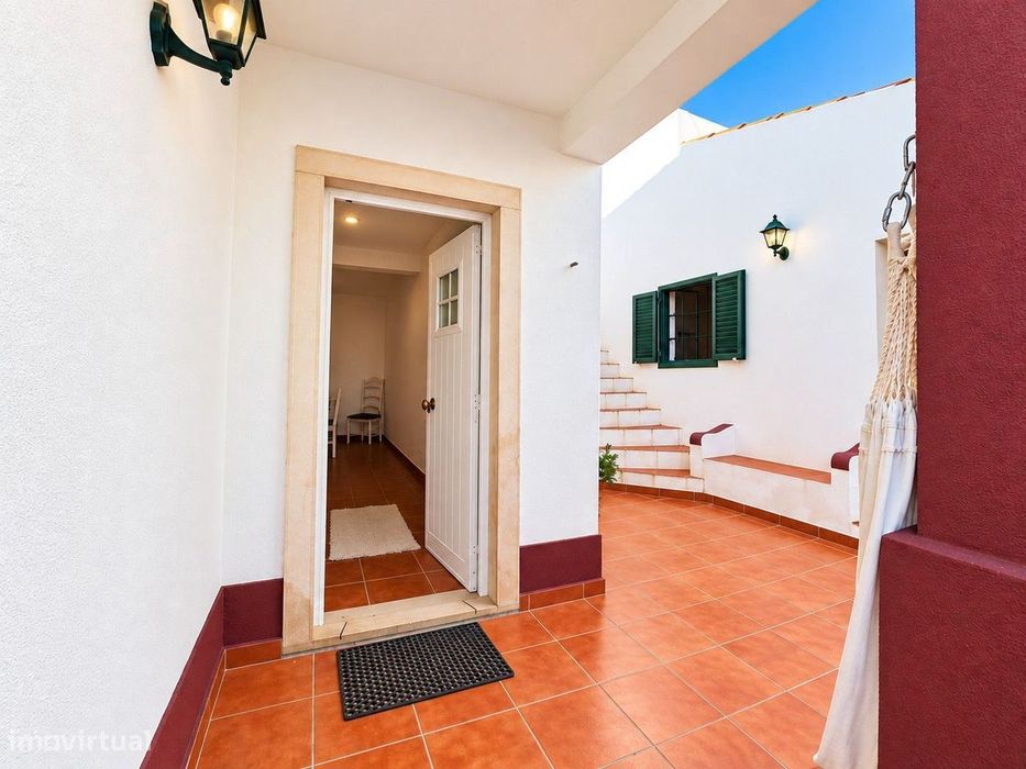 Moradia T3+1 com Garagem, Logradouro e Terraço em Aldeia Galega da ...
