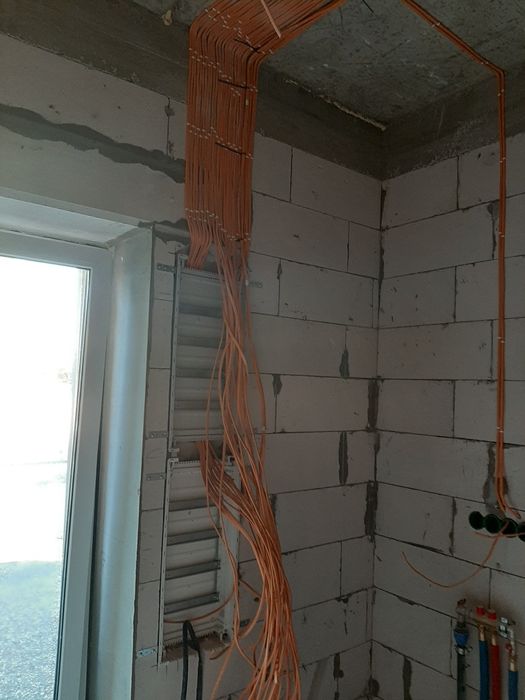 Электрик Голосеево от 200грн  электромонтаж пылесос штроборез