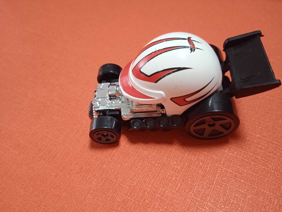 Машинка Хот Вилс Hot Wheels HEAD GASKET Mattel