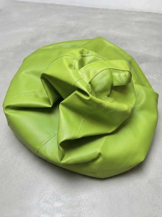 Puf Verde Limão da Conforama 80 cm x 80 cm x 35 cm