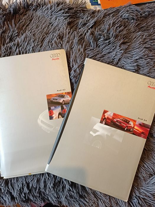 Prospekty Audi lata 90-te