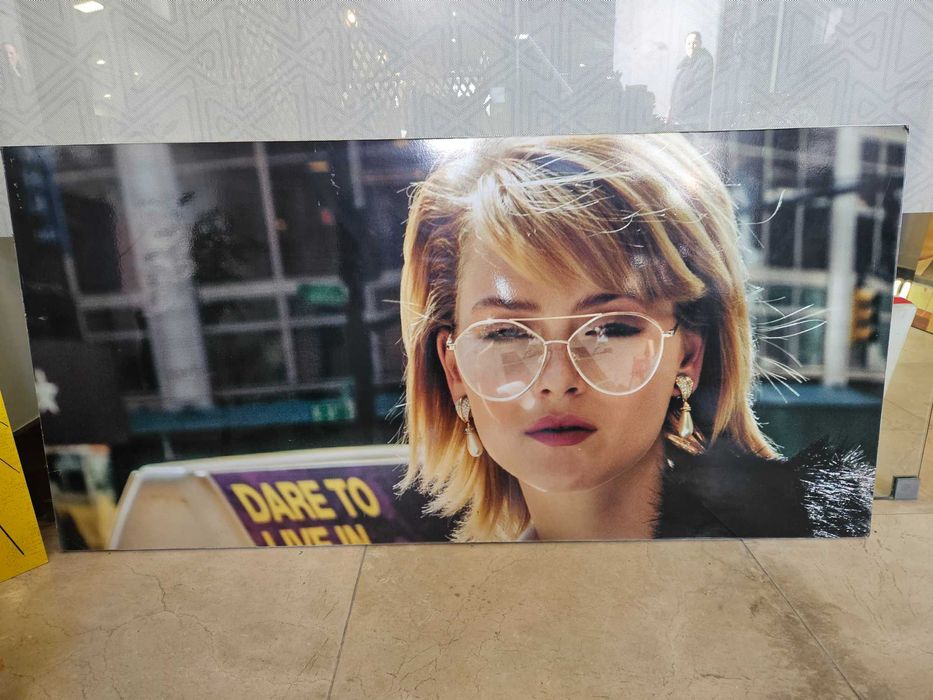 Placar mulher para publicidade