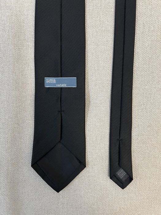 Галстук / краватка Marks & Spenser чорна класична