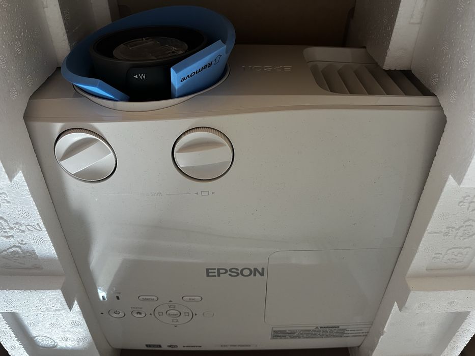 Projektor Epson EH-TW7000