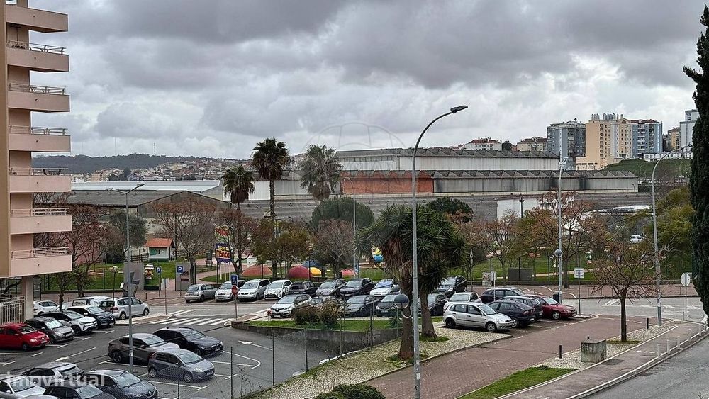 Apartamento T3 para venda — Falagueira-Venda Nova, Lisboa