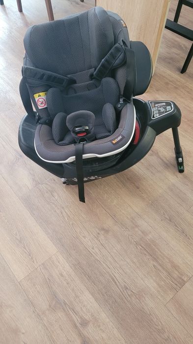 Fotelik BeSafe iZi Twist RWF 61-105 cm