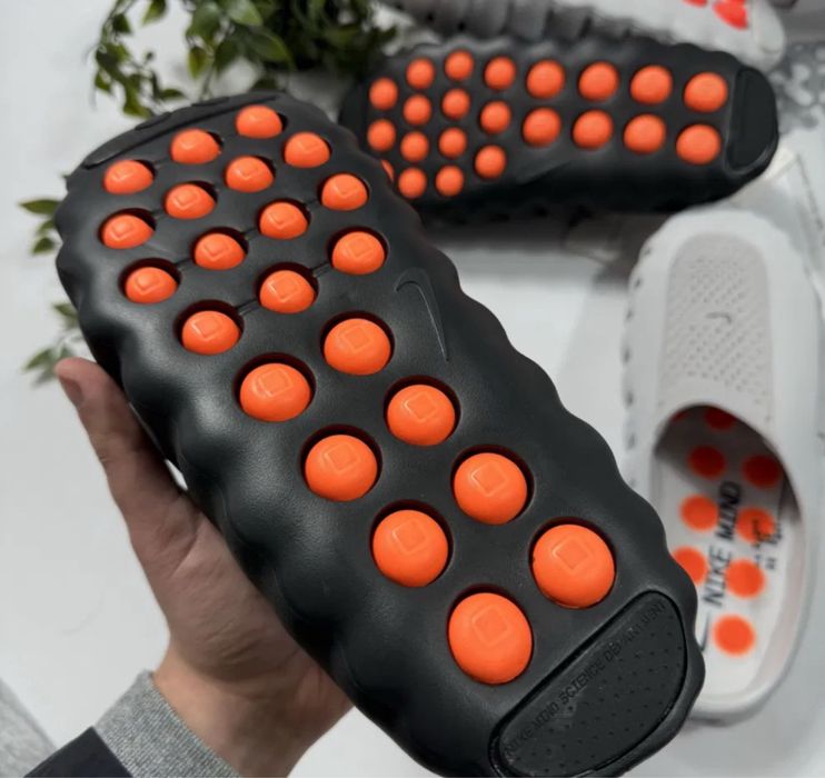 Тапки Nike Mind 001