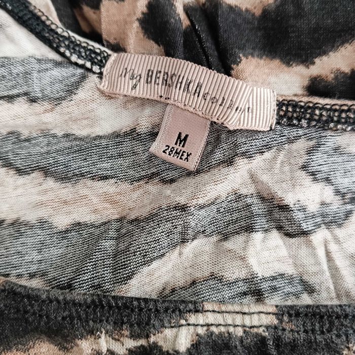 Sukienka Bershka na 1 ramię w panterkę motyw zwierzęcy S 36