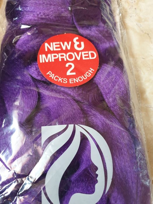 Волосы для плетения косичек.