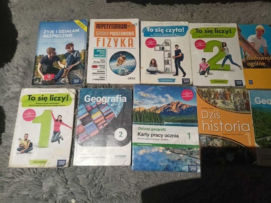 Książki do liceum/technikum/zawodówka