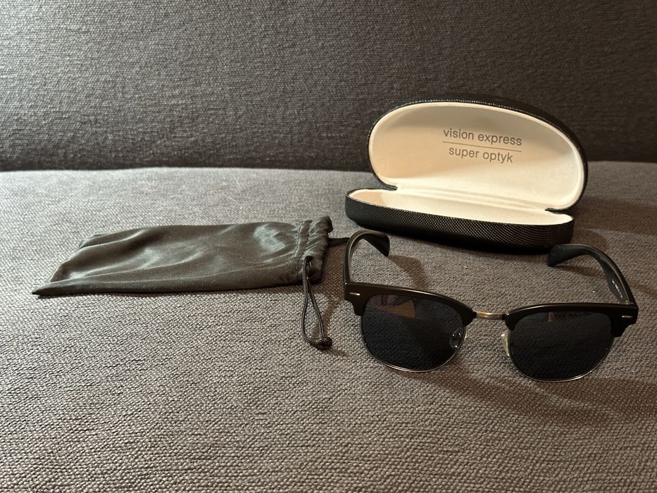 Okulary przeciwsloneczne etui materiałowe i etui twarde