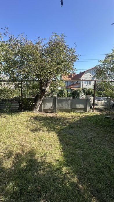 Чернівці; ділянка 20 сот. + 30 оренда; "під будівництво"; вул. Руська;