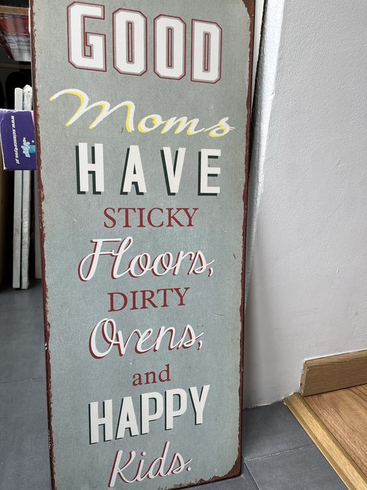 Decorative Metal Frame64862103318915121
