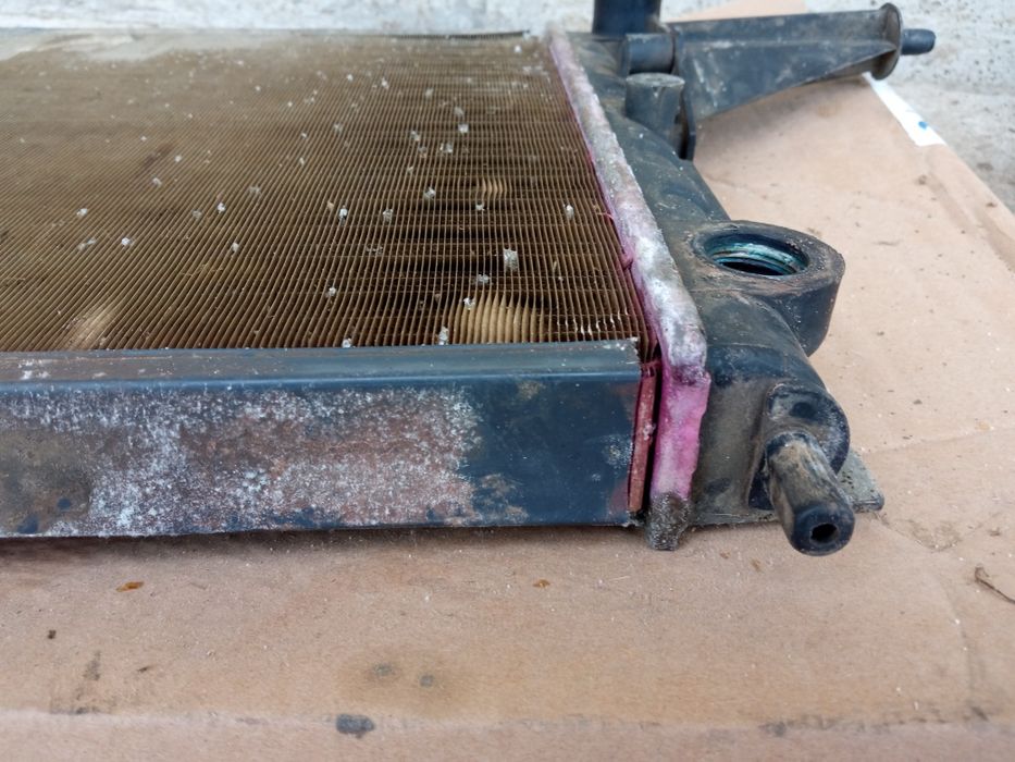 Радіатор Opel Vectra A