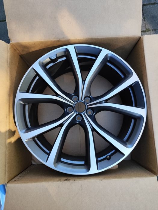 Alufelga Jaguar F-pace svr 22 cale