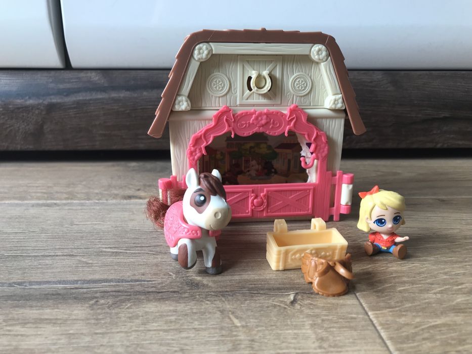 Mustang Duch Wolności domek i figurki