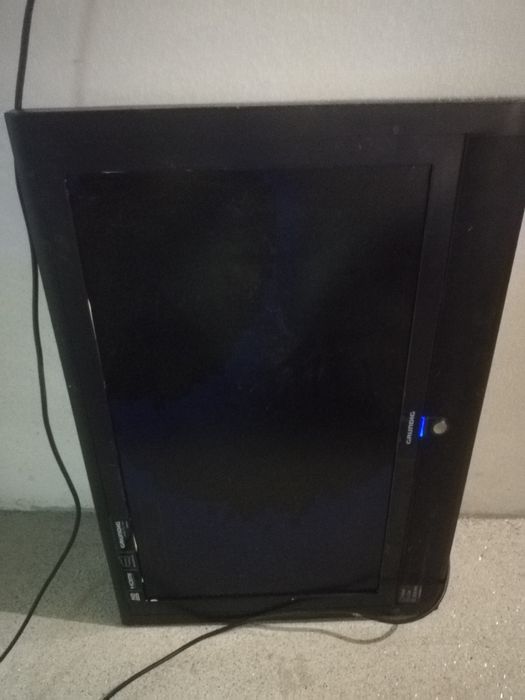 TV Grundig avariada