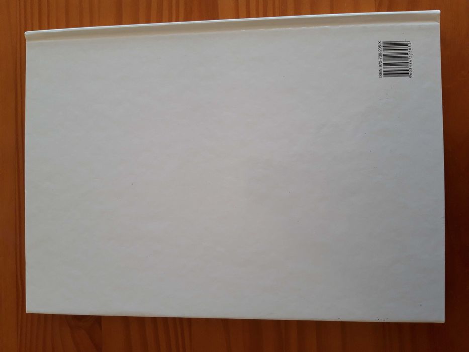 Livro "O Espaço e os Planetas"