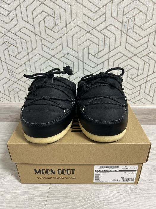 Moon boot капці