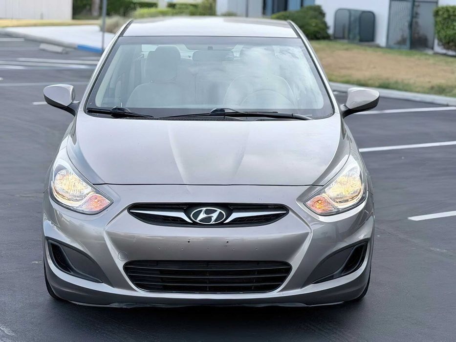 Hyundai Accent      2015