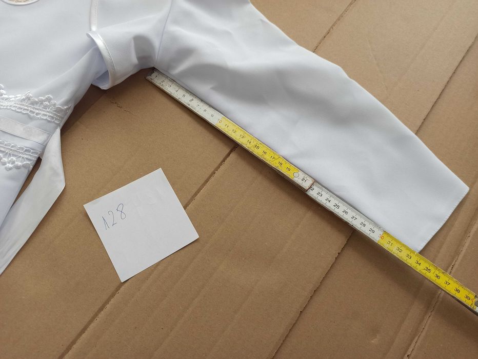 Alba komunijna dla dziewczynki 128 - pierwszy właściciel