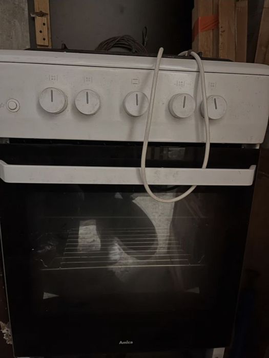 Газова плита Amica робоча