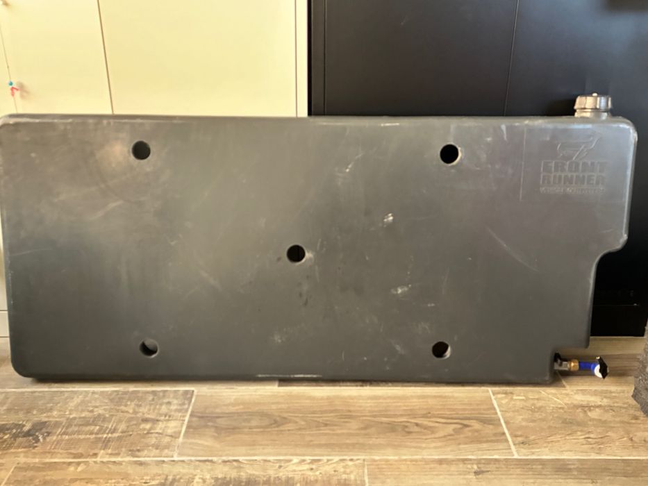 Tanque Vertical 45L + Bomba Fiamma AQUA8 e Painel So7ar Extra