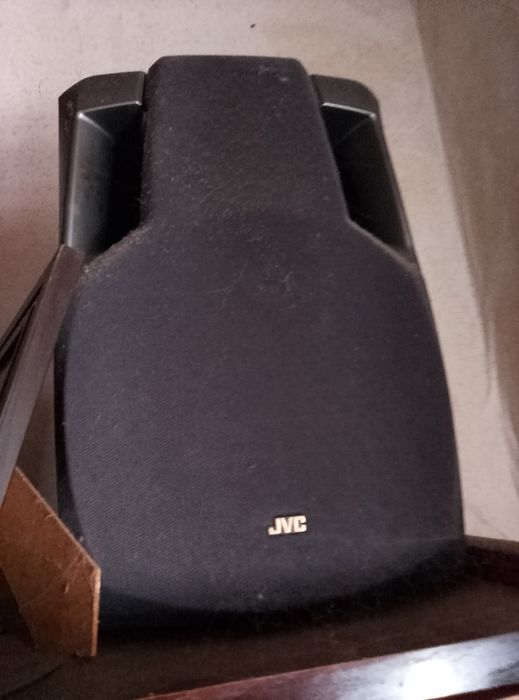 Срочно продам музыкальный центр без пересылки