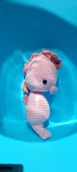 Amigurumi cavalo marinho feito 100% à mão
