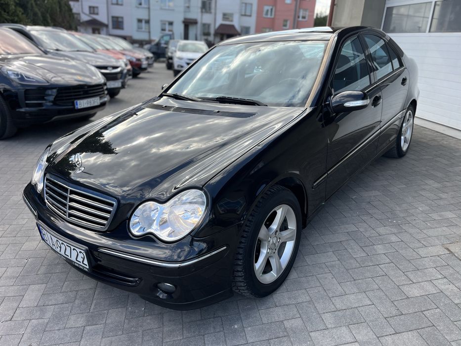 C 220D 150ps Automat , Avantgarde