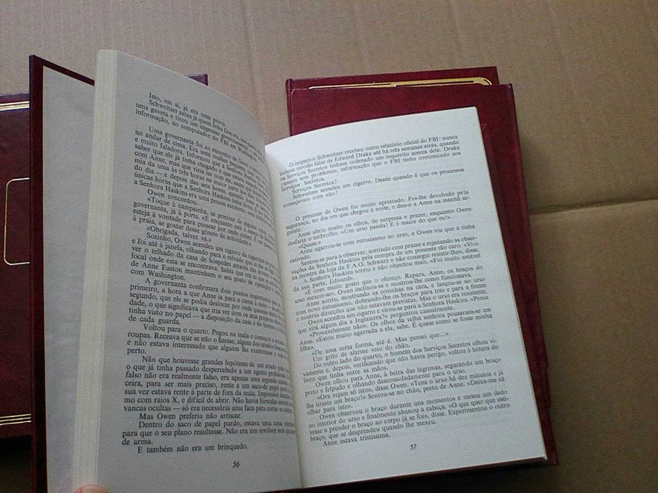 Colecção Ficção - Moraes Editores