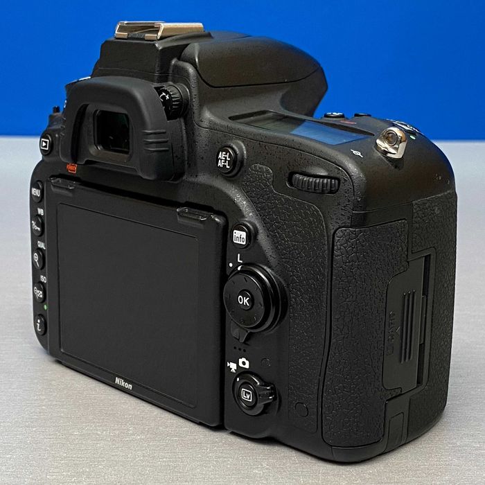 Nikon D750 (Corpo) - 24.3MP