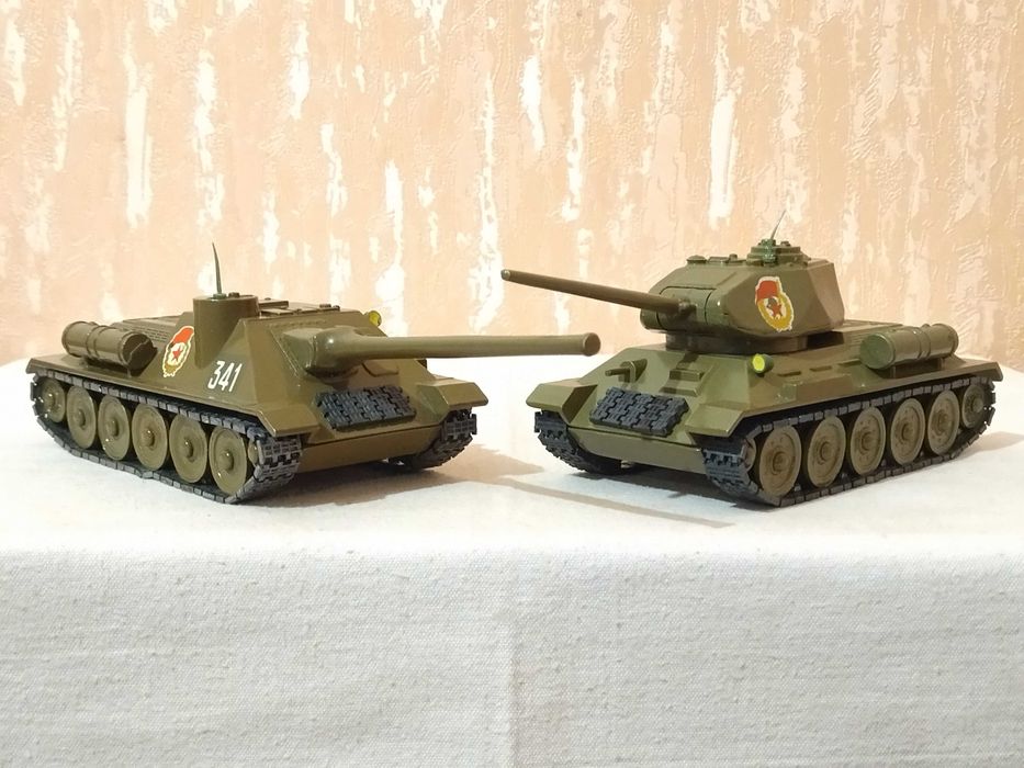 Танк 1:43 Т-34 + СУ-100 Танк 1:43 СССР.