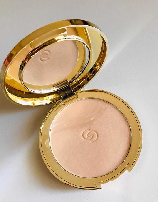 Oriflame Compact Powder64751895038465120