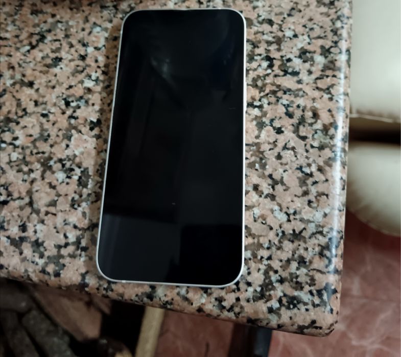 Vendo Iphone 13 branco 128gb