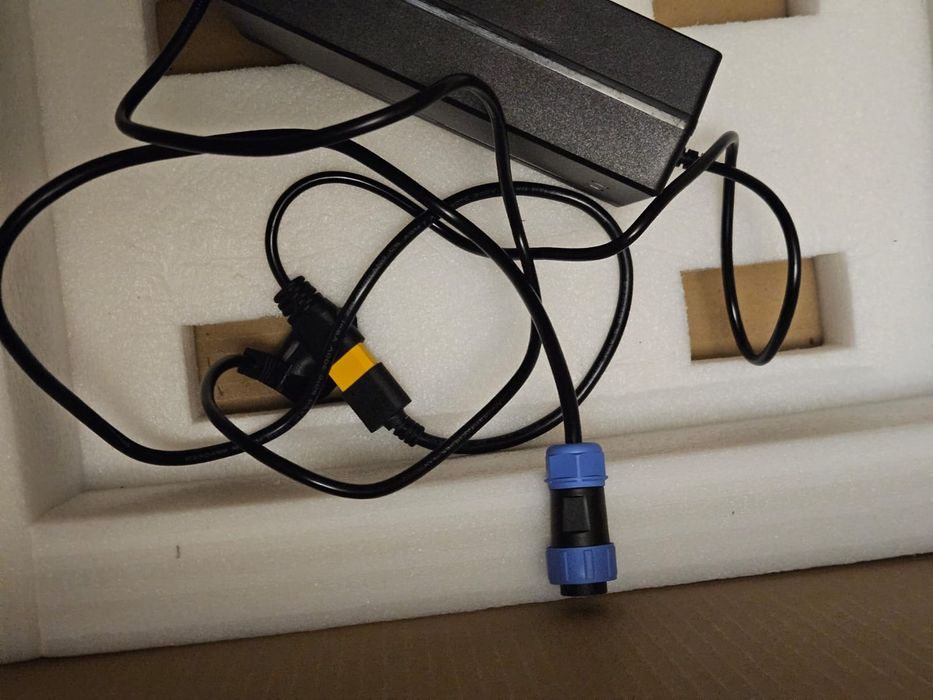 Зарядна станція Bluetti Zonergy AC200P