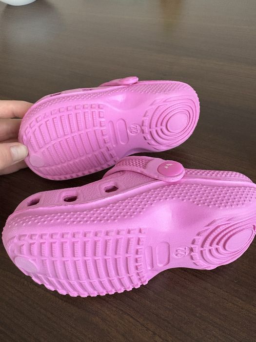 Nowe klapki MARTES 22